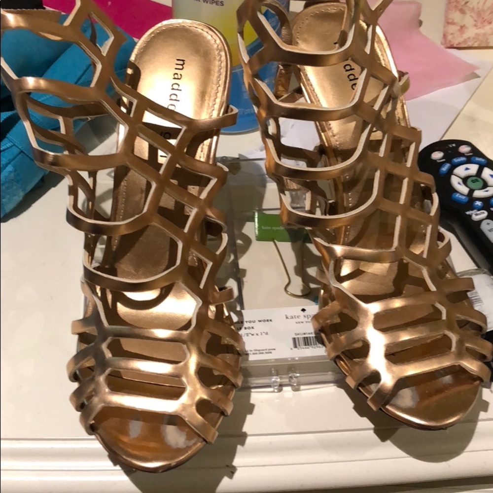 Madden girl shoes size 9